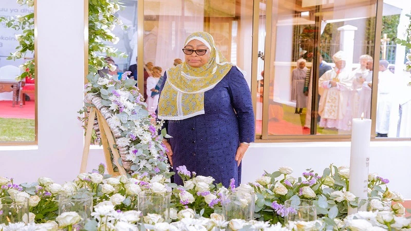 President Samia Suluhu Hassan moves to lay a wreath at the grave of former prime minister Edward Moringe Sokoine at Monduli Juu in Arusha Region today.