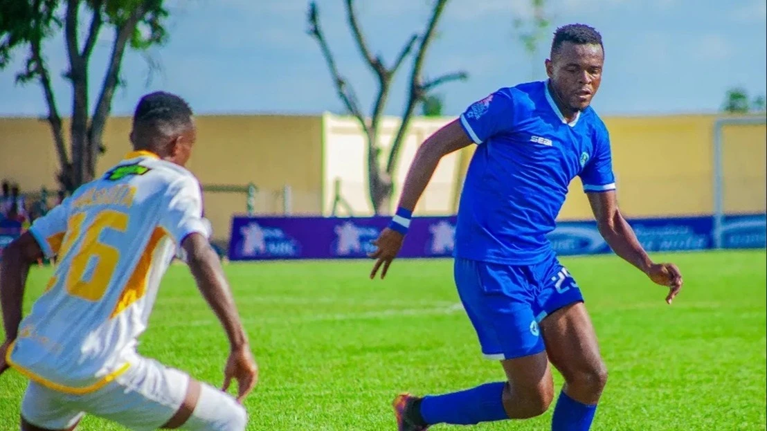 Mtibwa Sugar right fullback, Abdul Hillary (R), seeks to get the better of Geita Gold FC player when the clubs took on each other in this season's NBC Premier League duel in Morogoro last year.