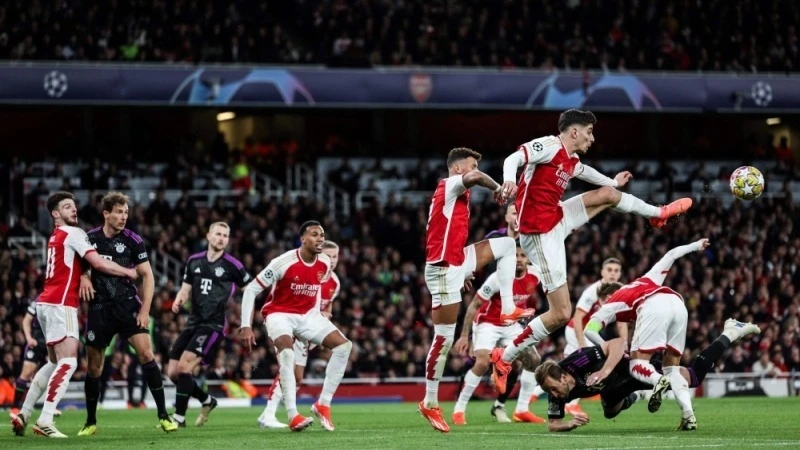 Chasing their first title since 2004, Arsenal are ahead of second-placed Liverpool on goal difference and sit one point clear of third-placed Manchester City.