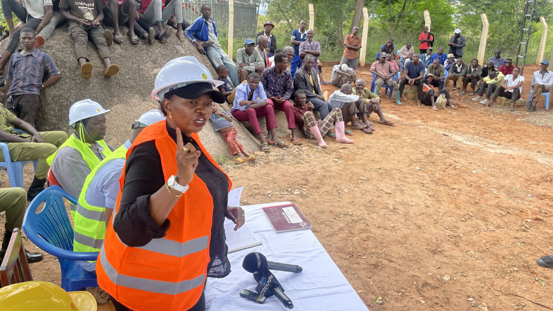Kahama district commissioner Mboni Mhita addresses residents of Busangi ward in Msalala Town yesterday after inspecting progress in the implementation of Nduku-Busangi water project, which is meant to benefit more than 11,630 people. 
