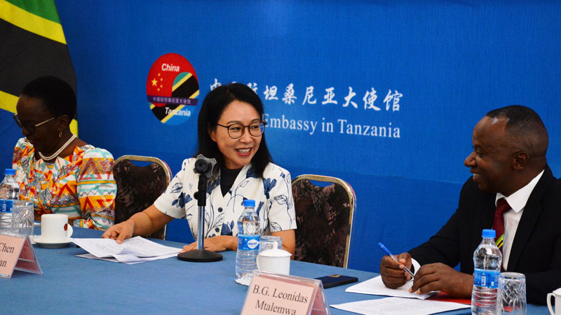China’s Ambassador to Tanzania, Chen Mingjian, (C) addresses a conference held under the theme: ‘Maintain the original will to establish diplomatic relations, officially adhere to the one-China principle’. 