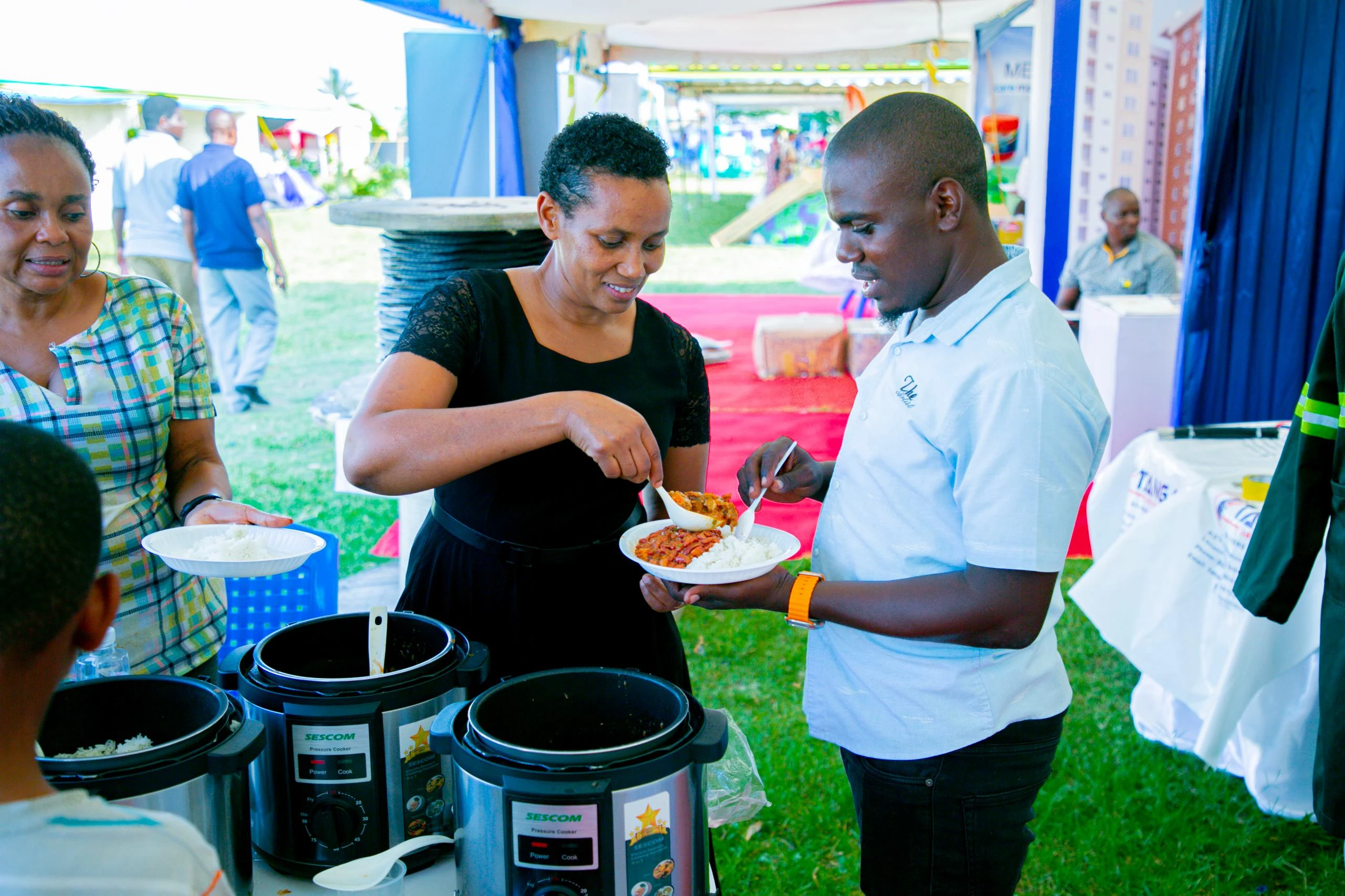 Tanesco Yaelimisha Wananchi Umuhimu Wa Kutumia Nishati Safi Ya Kupikia