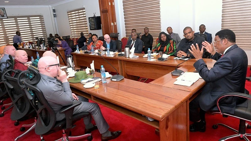 
Prime Minister Kassim Majaliwa pictured in Dodoma city yesterday having an audience with representatives of persons with albinism.
