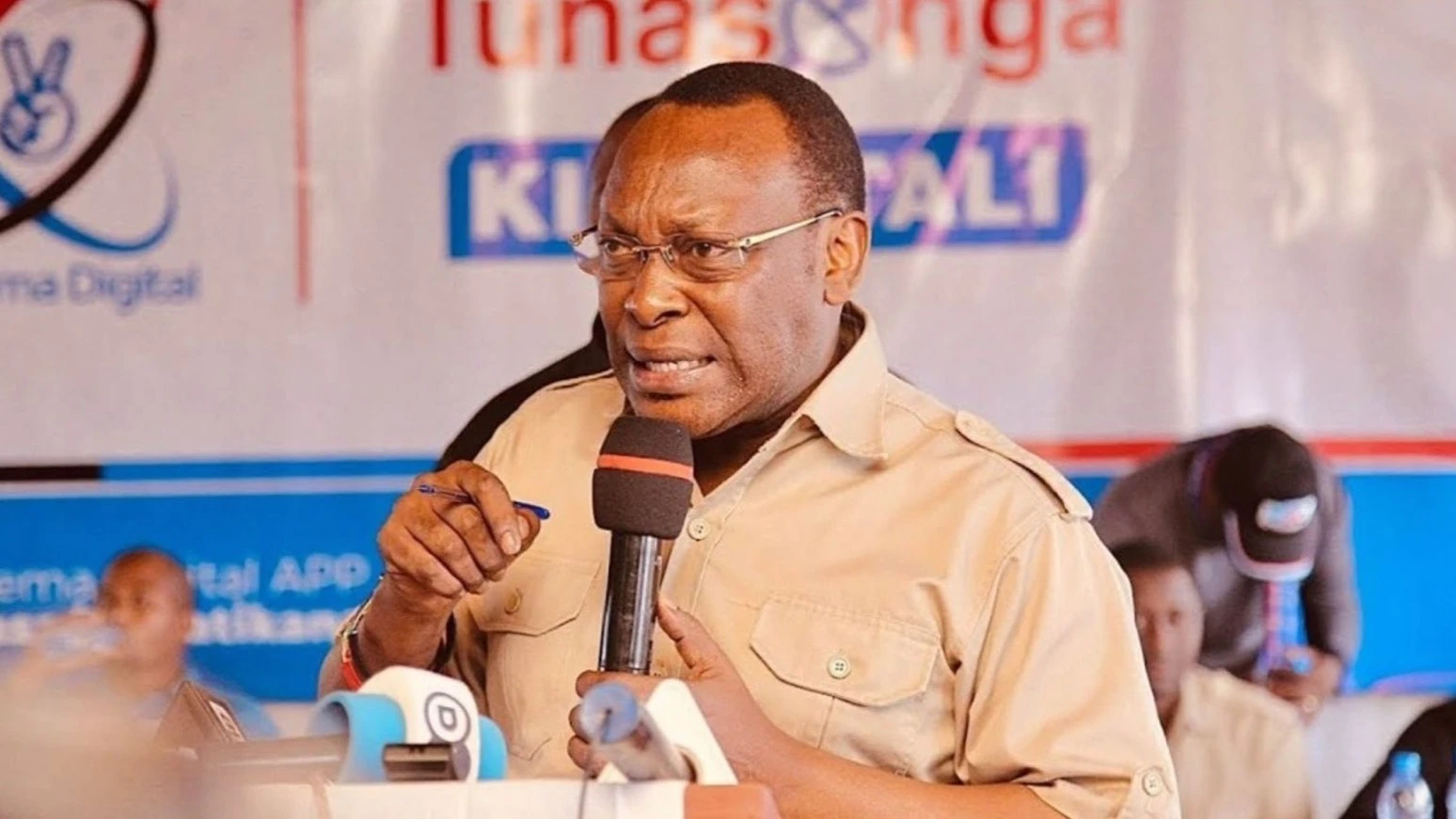 Mwenyekiti wa Chama cha Demokrasia na Maendeleo (CHADEMA), Freeman Mbowe.