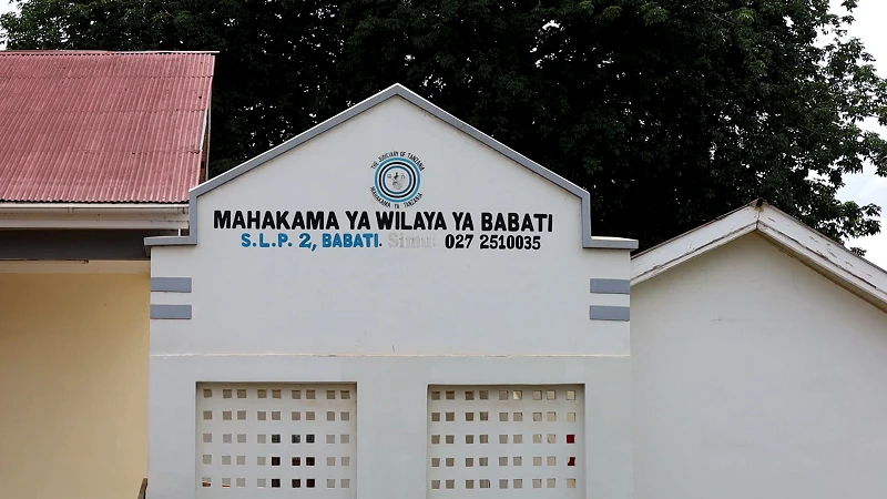 MAHAKAMA ya Wilaya ya Babati, mkoani Manyara.