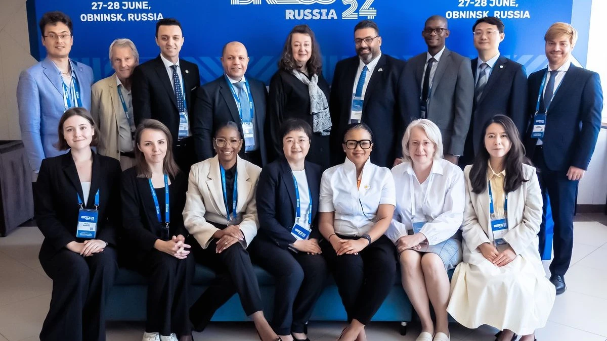  Delegates at the meeting on energy transition.