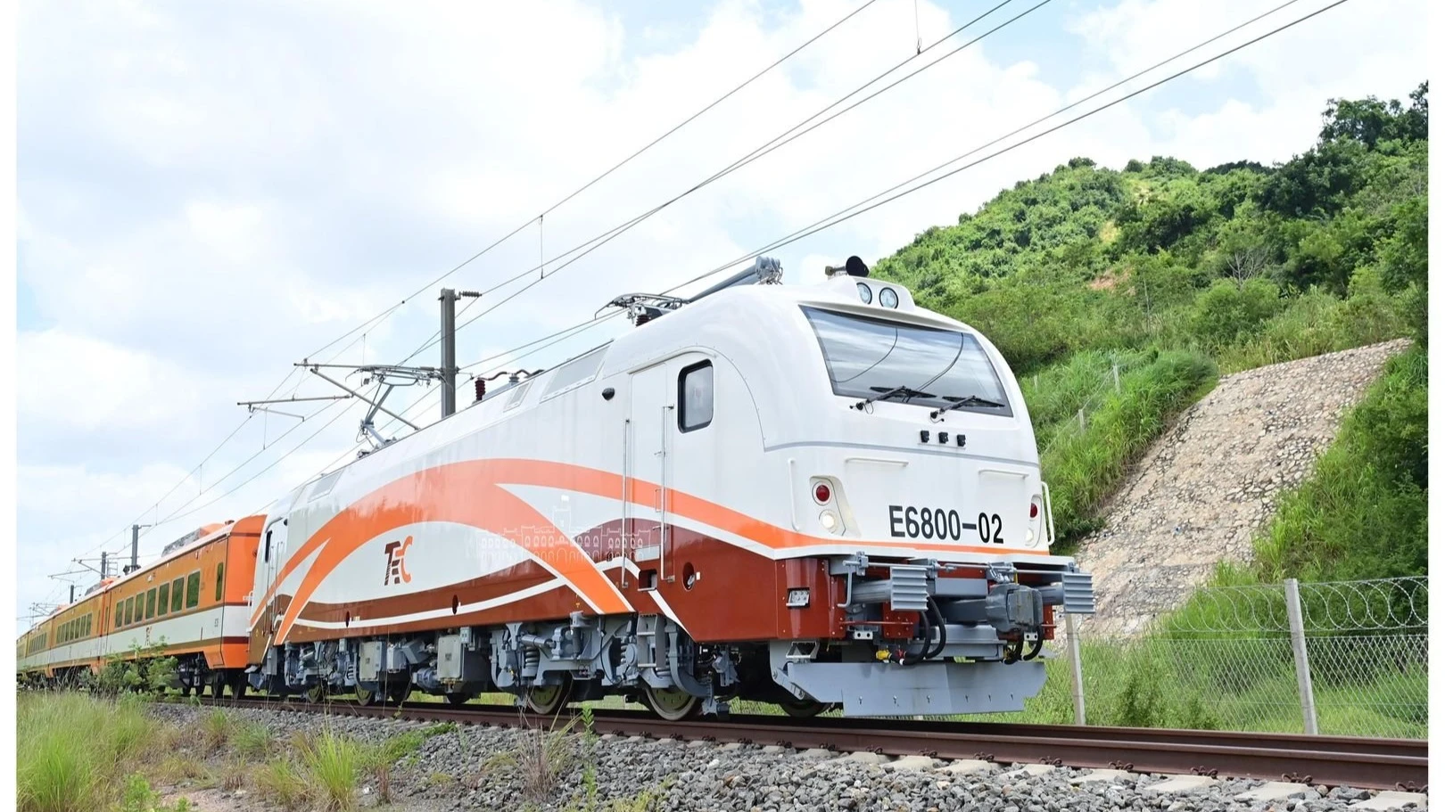 A TRC operating electric train. 