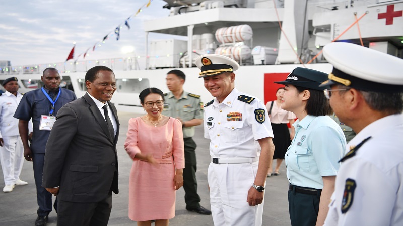 China’s Ambassador to Tanzania, Chen Mingjian, (2nd-L) introduces Defence and National Service ministry permanent secretary Dr Faraji Mnyepe (L) to  ‘Peace Ark’ hospital ship Mission commander Rear Admiral Ying Hongbo (3rd-R) at the Dar port, weekend.