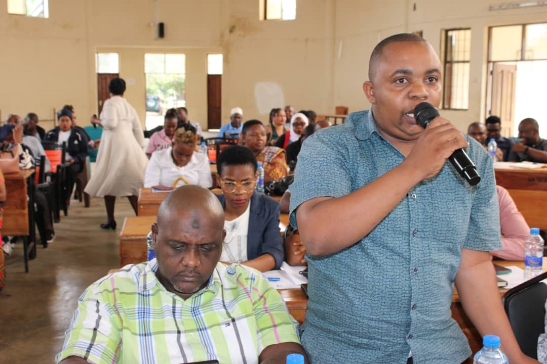 A cross section of Korogwe residents, government employees and religious leaders airs their views on preparation of Tanzania Development Vision 2025-2050 before Korogwe district consultative committee (DCC) led by district commissioner William Mwakilema 