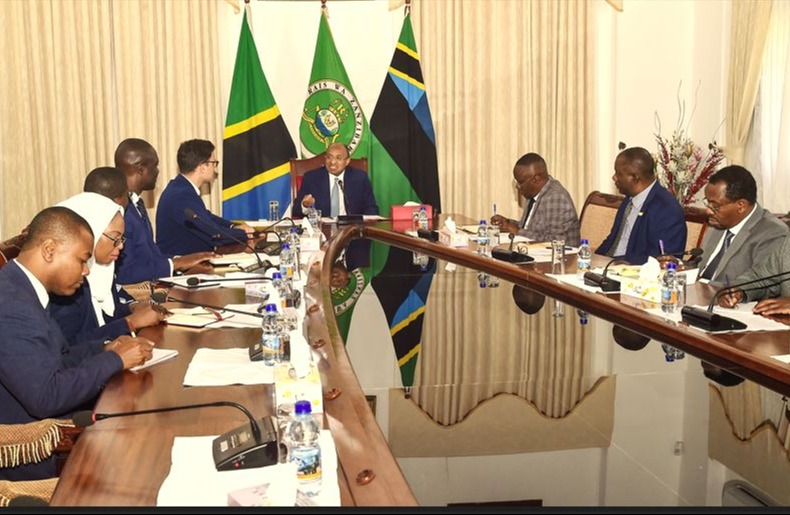 Zanzibar President Dr Hussein Ali Mwinyi speaks with the UK ‘Banks Without Borders’ delegation led by Matteo Scalabrinno at the State House yesterday. 