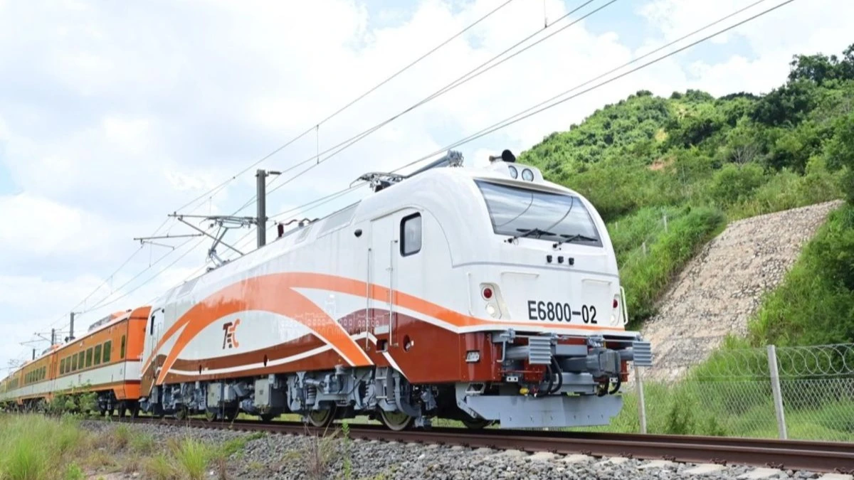 Electric-powered Standard Gauge Railway train