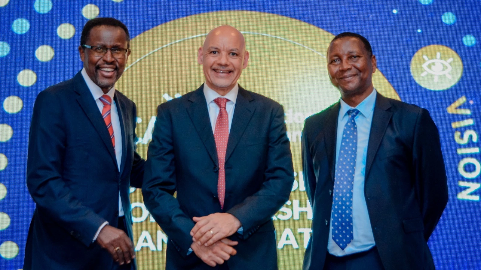 Minister of Education, Science and Technology Hon. Prof. Adolf Mkenda (right) with CEOrt board Chairman, Mr. David Tarimo (center) and the Executive Dean of Strathmore University Business School, Dr. Caesar Mwangi during fourth graduation ceremony