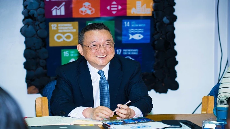 Shigeki Komatsubara, the UNDP resident representative