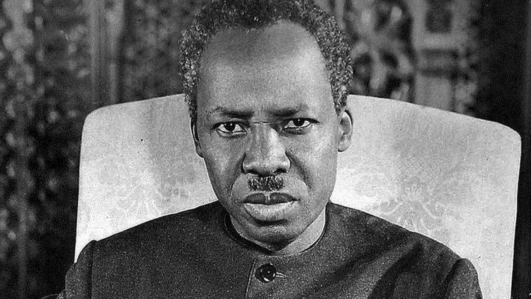  Mwalimu  Nyerere.