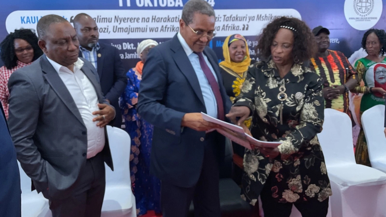 
Prof Marcellina Chijoriga (R), Principal of the Mwalimu Julius Nyerere Leadership School, pictured at the school’s premises at Kibaha in Coast Region at the weekend briefing former President Jakaya Kikwete on a souvenir document she had gifted him.