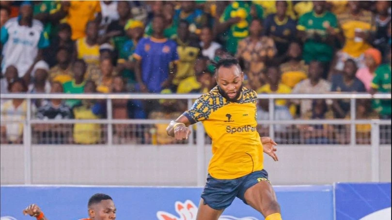  

Young Africans left-back Chadrack Boka (R) fights for the ball with Simba right-back Shomari Kapombe during their Premier League match held at the Benjamin Mkapa Stadium in Dar es Salaam on Saturday. Young Africans won 1-0.