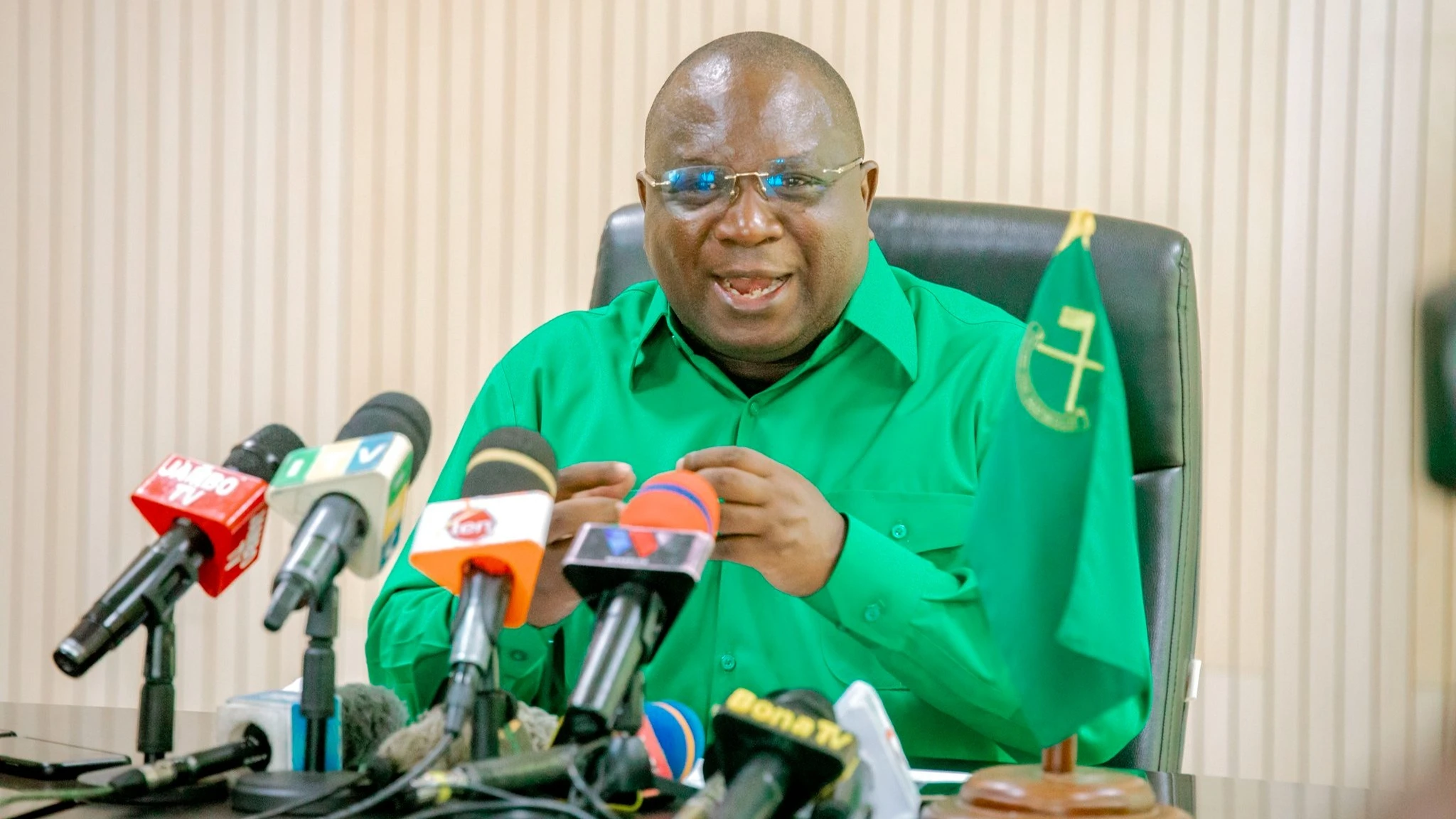 CCM Secretary for ideology, publicity and training Amos Makala giving some remarks shortly after he received the Dar es Salaam’s Local Government Voter Registration report presented by the City’s Party leaders.