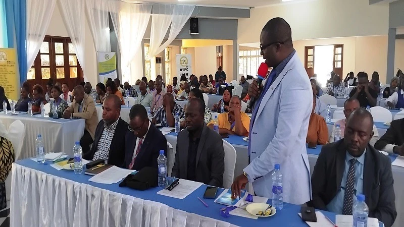 Union of Tanzania Press Clubs president Deogratius Nsokolo pictured in Singida municipality at the weekend addressing the union’s annual general meeting. 