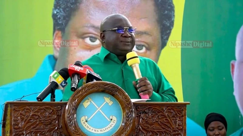 Katibu wa Halmashauri kuu ya CCM Taifa (NEC) Itikadi, Uenezi na Mafunzo, CPA. Amos Makalla.