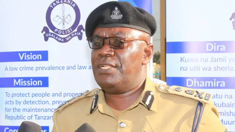 Kamanda wa Polisi Mkoa wa Mwanza DCP Wilibroad Mutafungwa