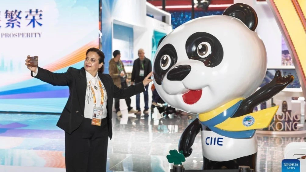 Foreign officials, entrepreneurs at CIIE laud China’s opening-up, opportunities.