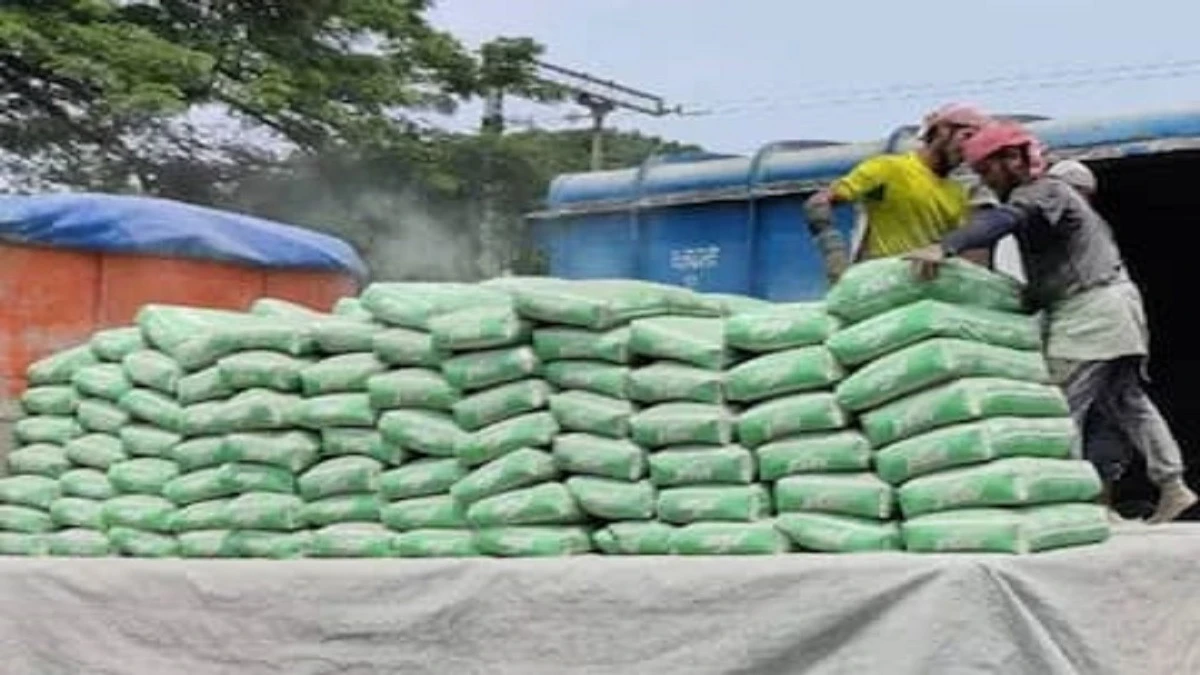 Green cement incorporates industrial by-products such as fly ash, slag, or limestone as partial replacements for clinker.