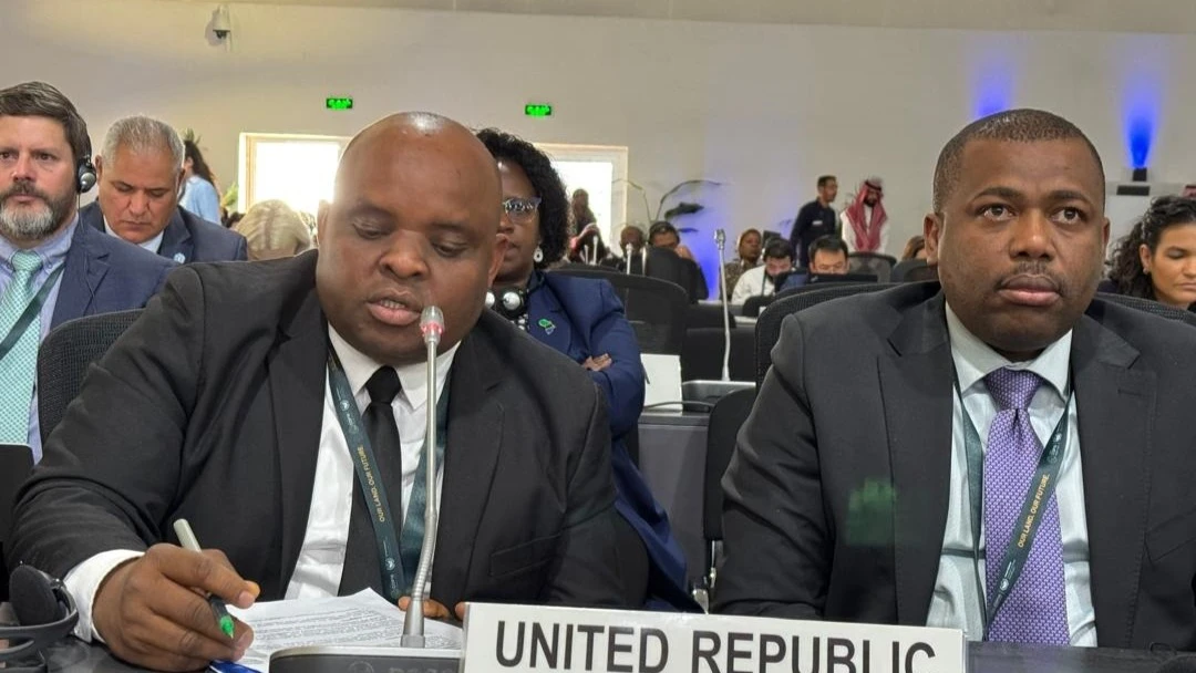 Deputy Minister Khamis Hamza Khamis (VPO - Union and Environment) addresses a ministerial dialogue on drought resilience at UNCCD COP16 in Riyadh, Saudi Arabia, alongside Deputy Permanent Secretary Abdallah Hassan Mitawi. 