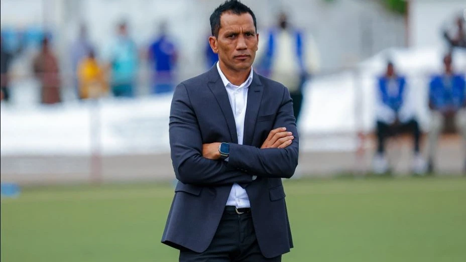 Kocha Mkuu Simba SC, Fadlu Davids