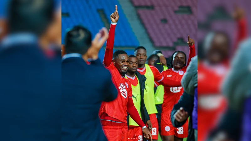 Wachezaji wa Simba wakifurahia ushindi walioupata Tunisia walipocheza na CS Sfaxien na kuibuka na ushindi wa bao 1-0.