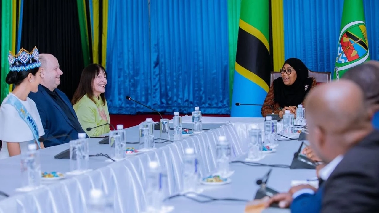 Rais Samia Suluhu Hassan, kwenye kikao hicho