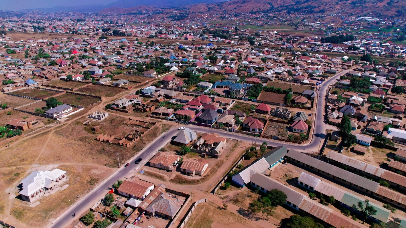 Mradi wa TACTIC Mbeya waendeleza miundombinu kwa thamani ya bilioni 51
