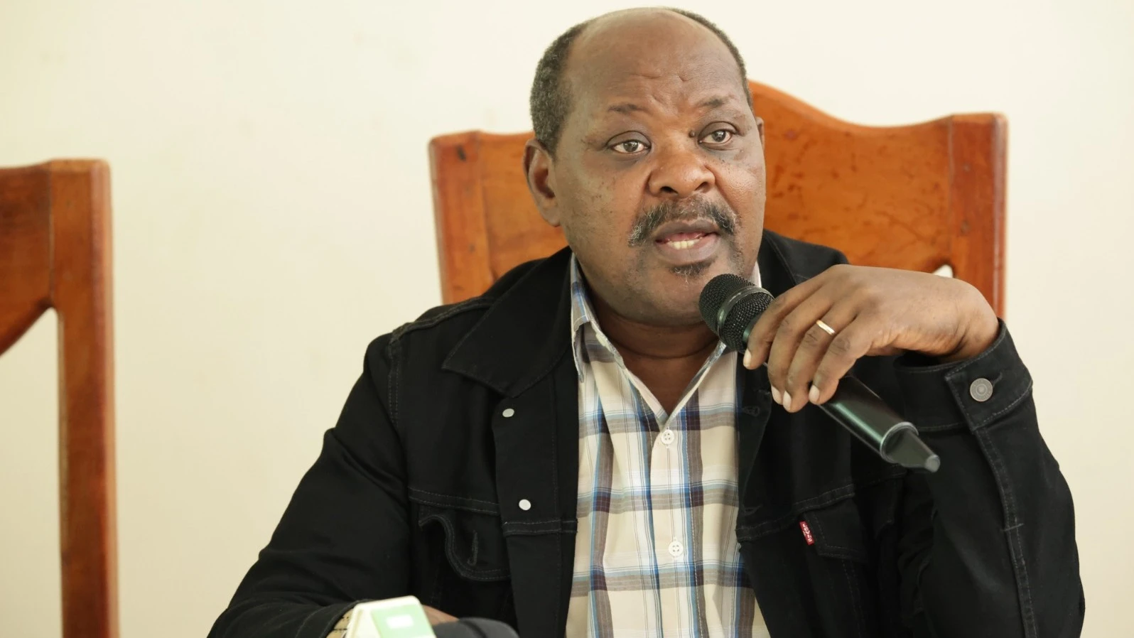 Mwenyekiti wa Tume Huru ya Taifa ya Uchaguzi, Jaji wa Rufani Jacobs Mwambegele 