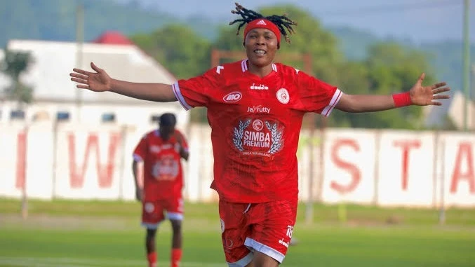 Zawadi anavyoipa zawadi
Simba Queens msimu huu