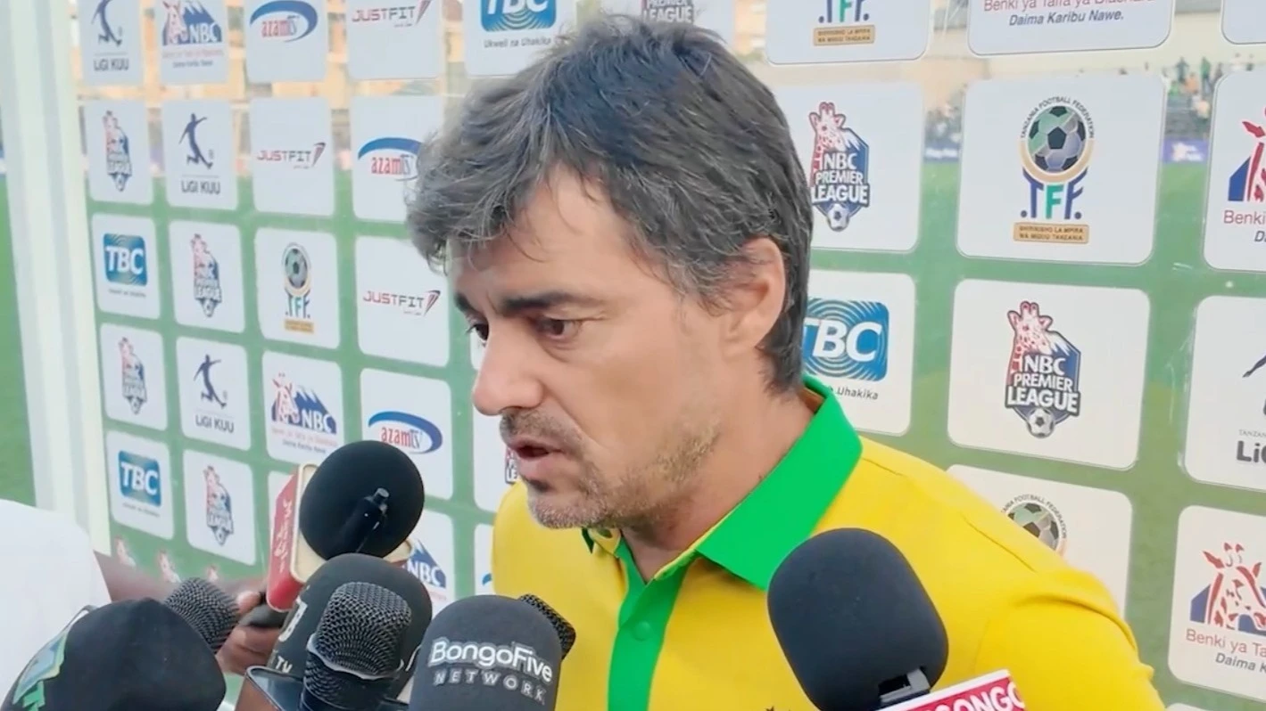 Kocha Mkuu wa Yanga, Pedro Goncalves.