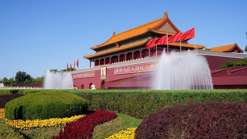 Xi chairs CPC leadership meeting to review report on work of state institutions, secretariat of Party Central Committee