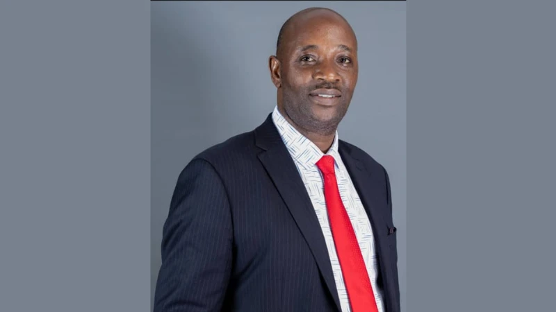 Dr Joseph Komwahingiro