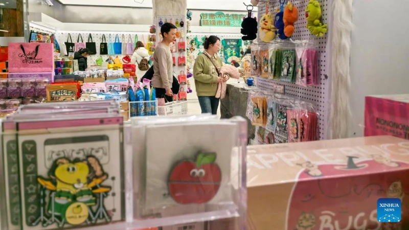 Tourists visit a gift shop of Gansu Provincial Museum in Lanzhou, northwest China's Gansu Province, Jan. 26, 2026. 