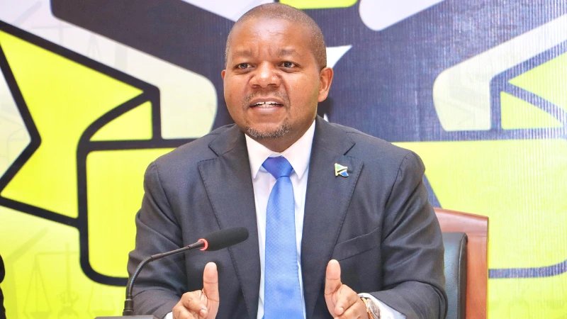 

Kamishina Mkuu wa Mamlaka  ya Mapato Tanzania (TRA), Yusuph Mwenda